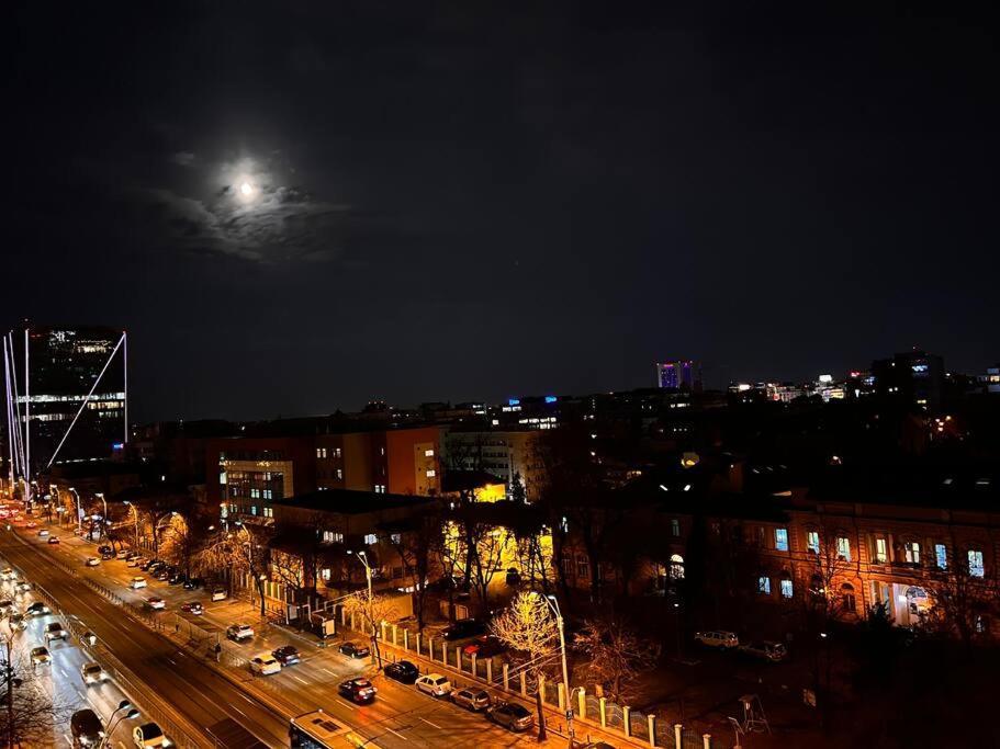 City View Studio In The Heart Of Bucharest 아파트 외부 사진
