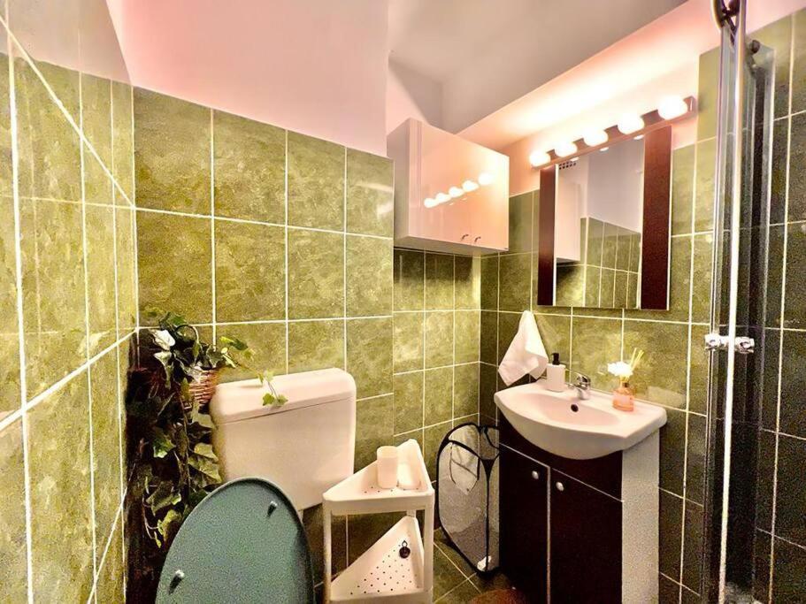 City View Studio In The Heart Of Bucharest 아파트 외부 사진